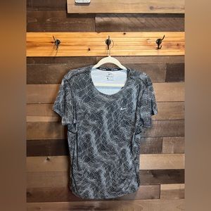 Nike Dri-Fit Workout Top (Women’s, XL)